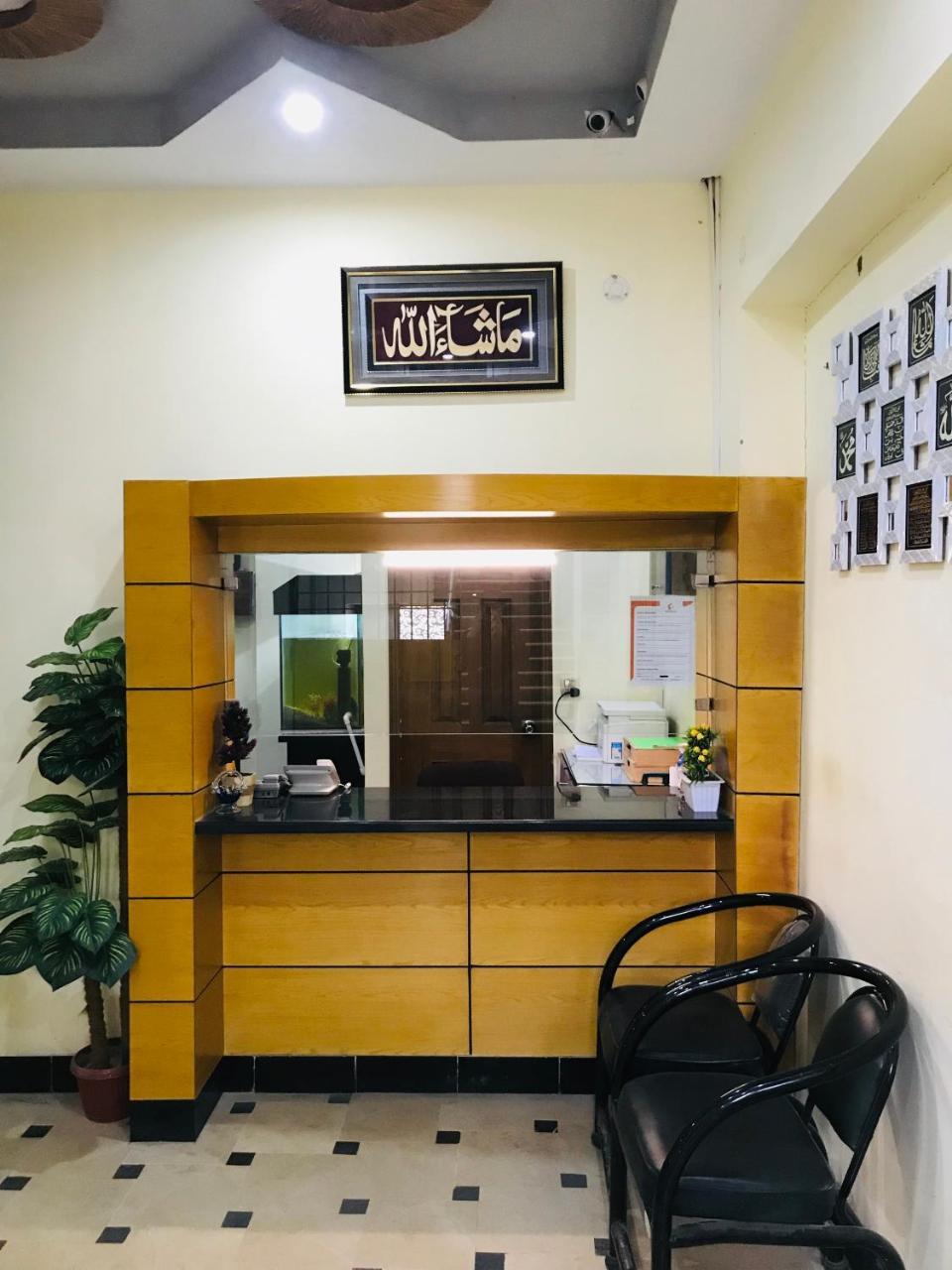 Hotel Second Home 카라치 외부 사진