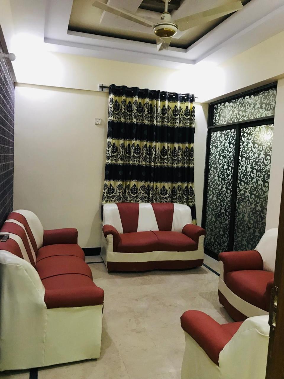 Hotel Second Home 카라치 외부 사진