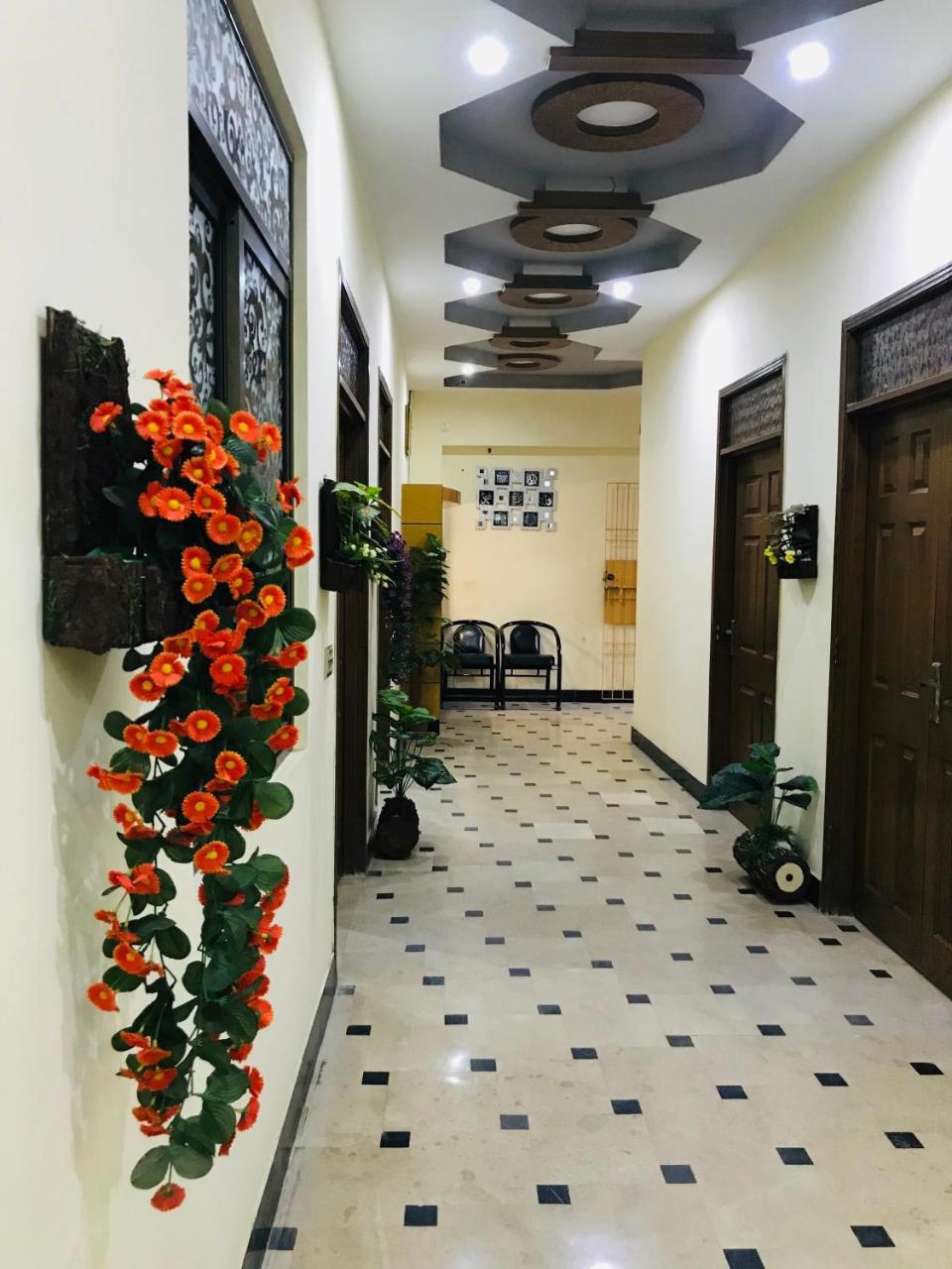 Hotel Second Home 카라치 외부 사진