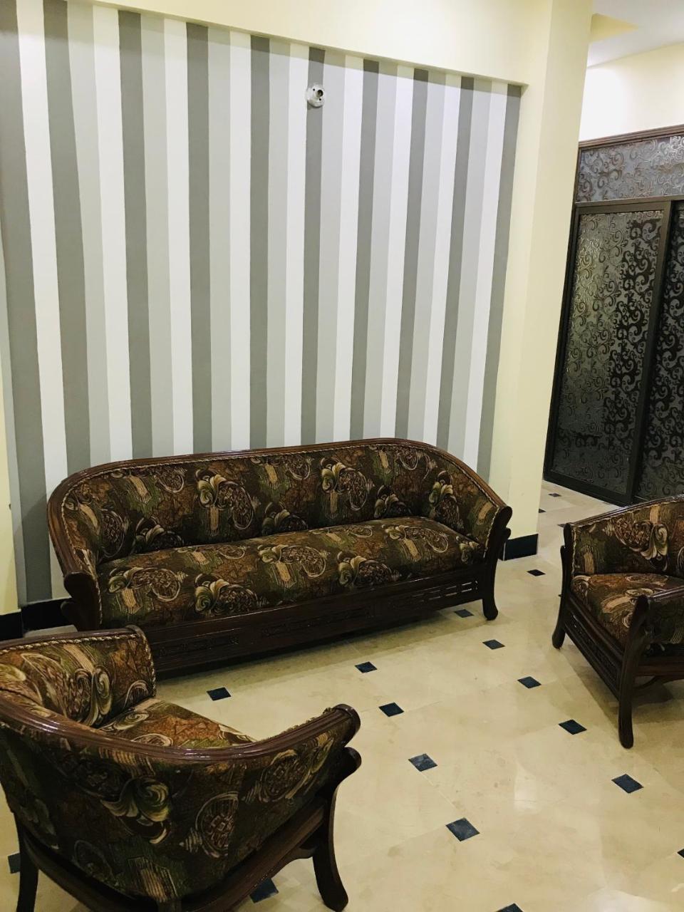 Hotel Second Home 카라치 외부 사진