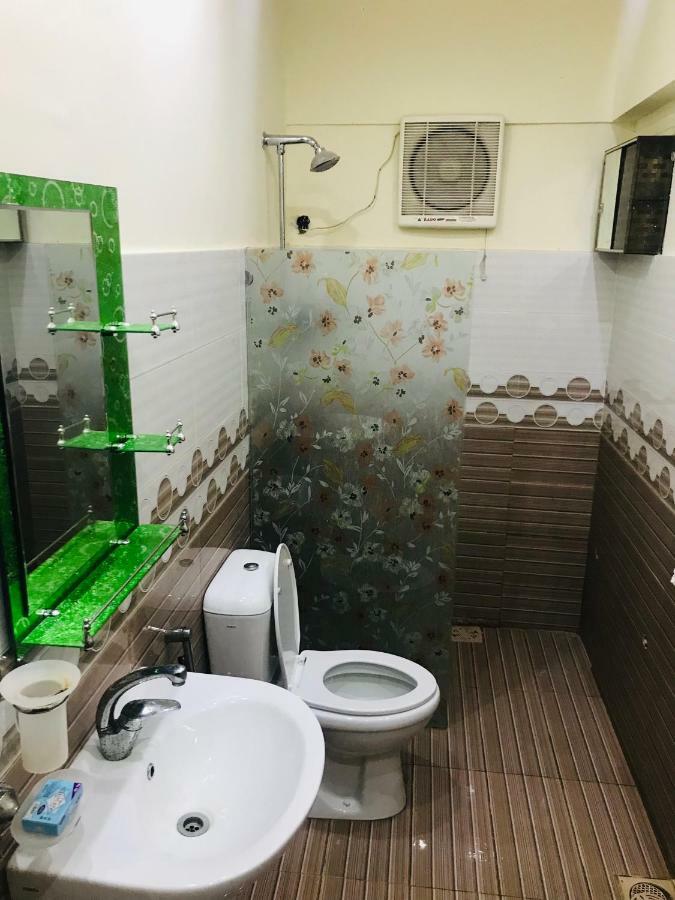 Hotel Second Home 카라치 외부 사진